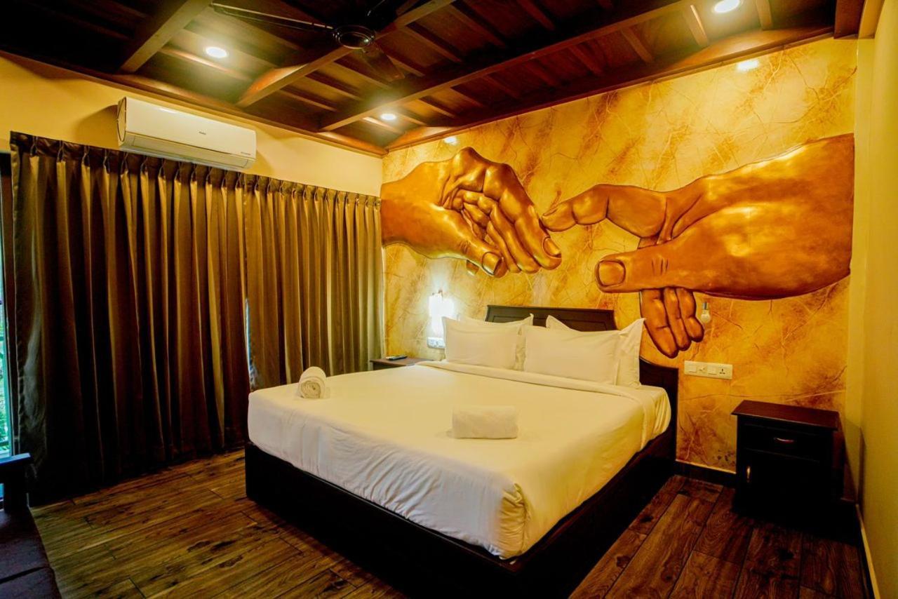 Falcon Riverview Resorts Kuttampuzha エクステリア 写真