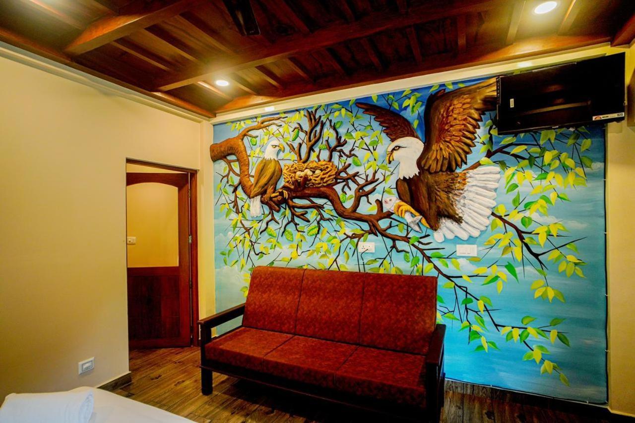 Falcon Riverview Resorts Kuttampuzha エクステリア 写真
